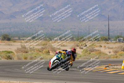media/Oct-07-2023-CVMA (Sat) [[f84d08e330]]/Race 5 Amatuer Formula Middleweight/